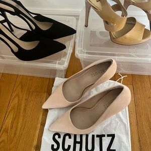 Beige/rose colored high heels, perfect for summer!